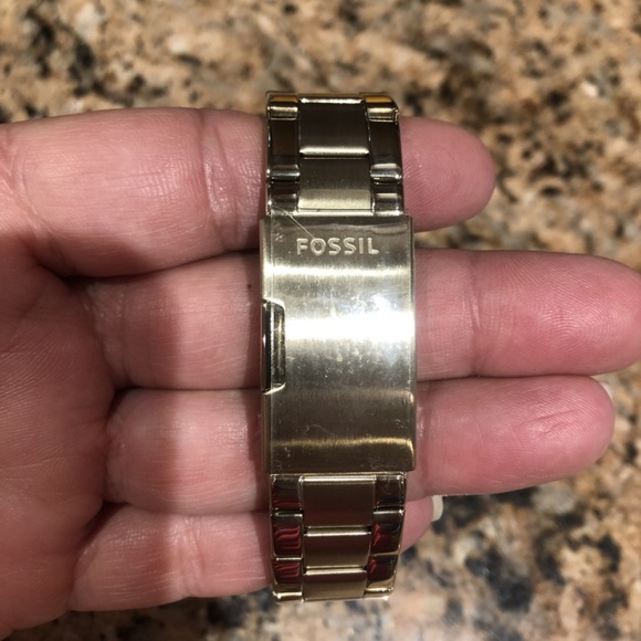 Fossil Women's Gold Watch w/ Diamonds - NEW - Picture 2 of 5